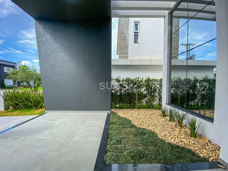 Excelente Casa terréa beira lago no condomínio Riviera: 4ª foto da galeria de imagens do imóvel