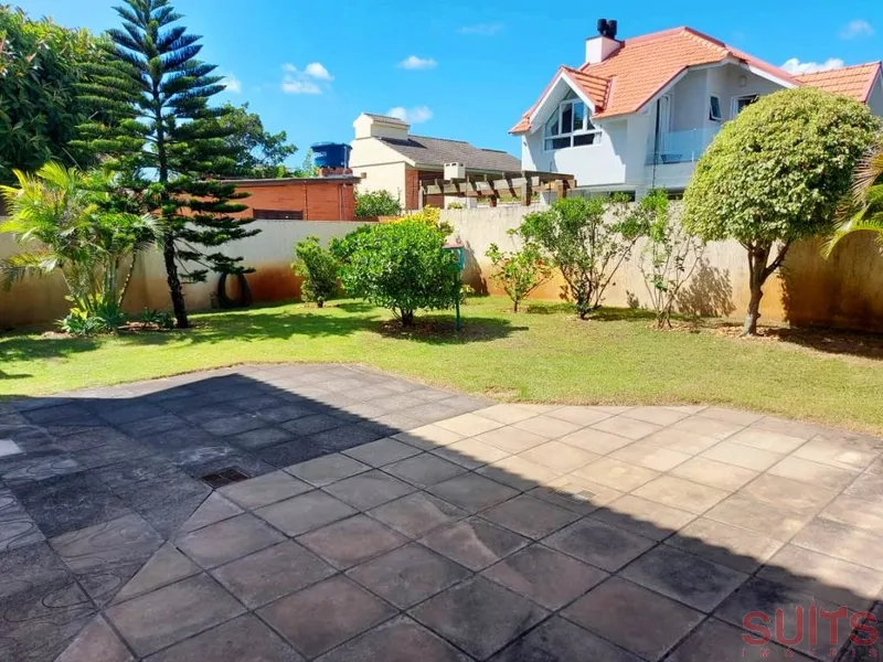 Excelente sobrado na avenida principal do Centro de Xangri-Lá: 31ª foto da galeria de imagens do imóvel