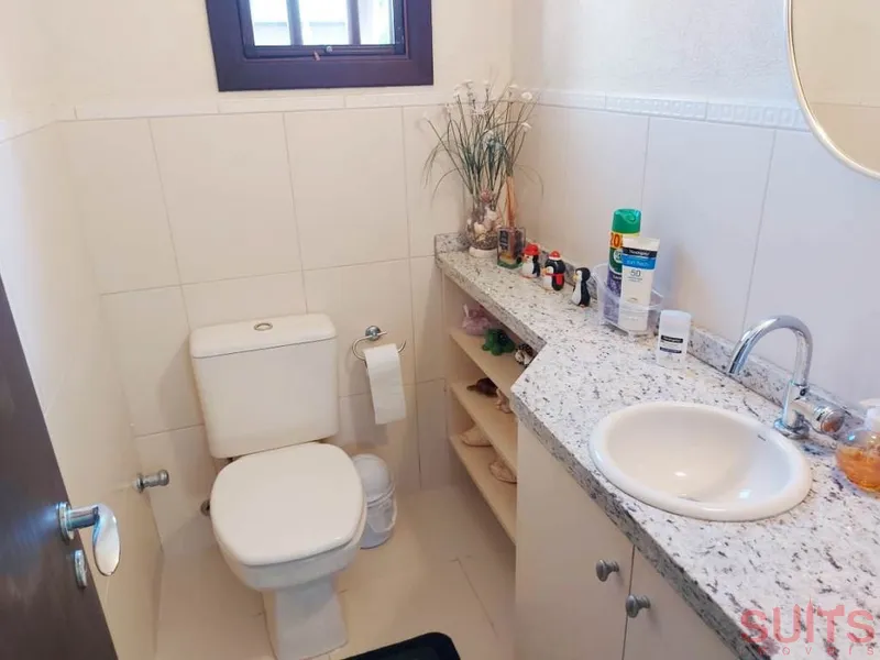 Excelente sobrado na avenida principal do Centro de Xangri-Lá: 11ª foto da galeria de imagens do imóvel