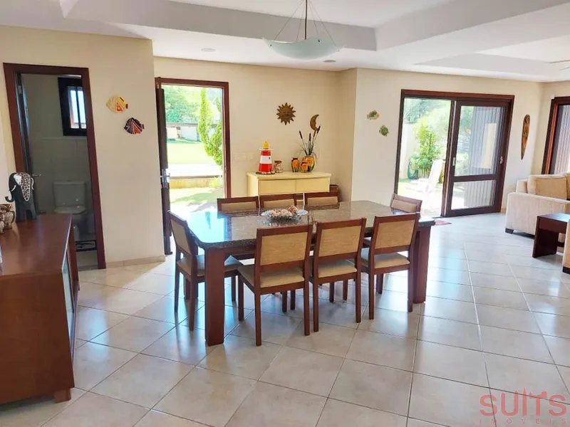 Excelente sobrado na avenida principal do Centro de Xangri-Lá: 10ª foto da galeria de imagens do imóvel