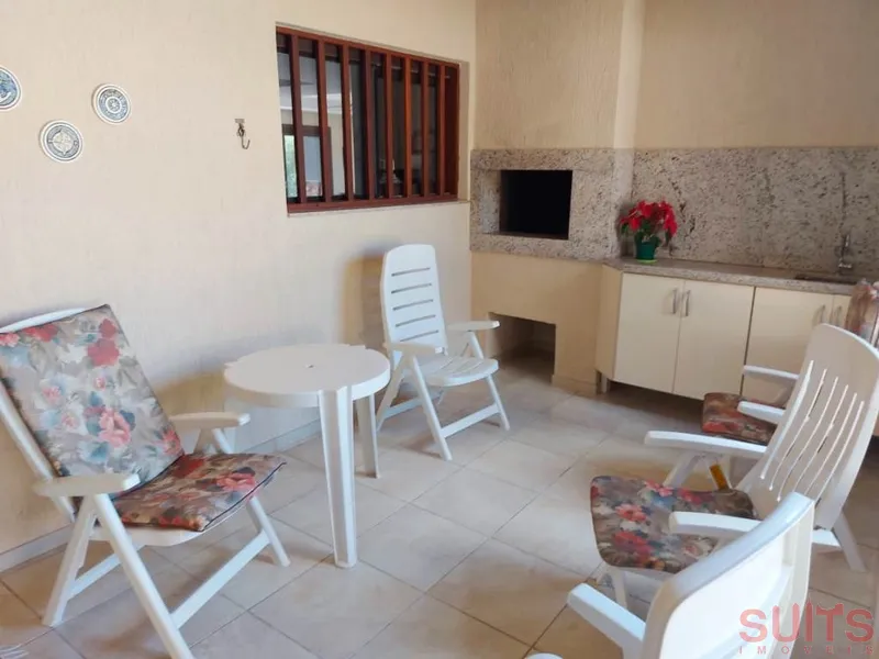 Excelente sobrado na avenida principal do Centro de Xangri-Lá: 30ª foto da galeria de imagens do imóvel