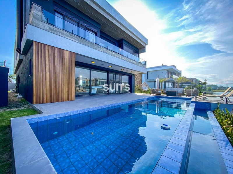 Incrível mansão na beira do lago no condomínio Sense: 30ª foto da galeria de imagens do imóvel