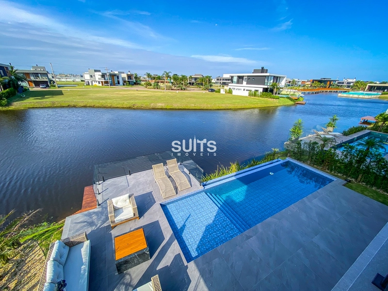 Incrível mansão na beira do lago no condomínio Sense: 64ª foto da galeria de imagens do imóvel