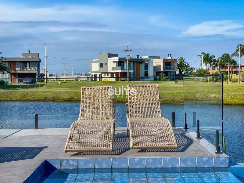 Incrível mansão na beira do lago no condomínio Sense: 33ª foto da galeria de imagens do imóvel