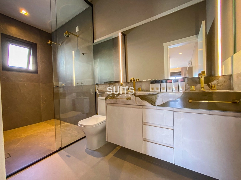 Incrível mansão na beira do lago no condomínio Sense: 56ª foto da galeria de imagens do imóvel