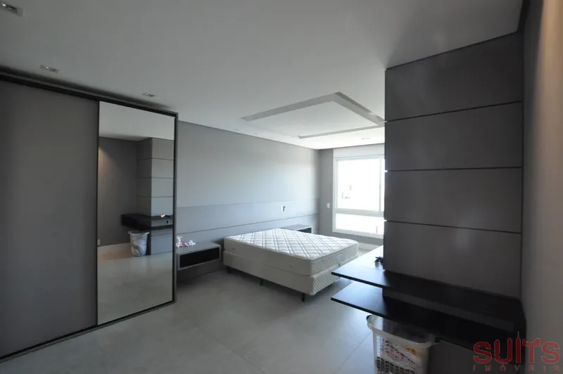 Excelente sobrado beira-lago no Condomínio Enseada: 14ª foto da galeria de imagens do imóvel