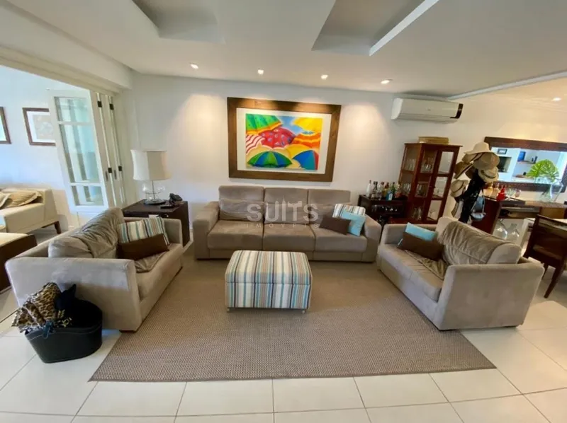 Lindo sobrado à venda no condomínio Villas Resort: 7ª foto da galeria de imagens do imóvel