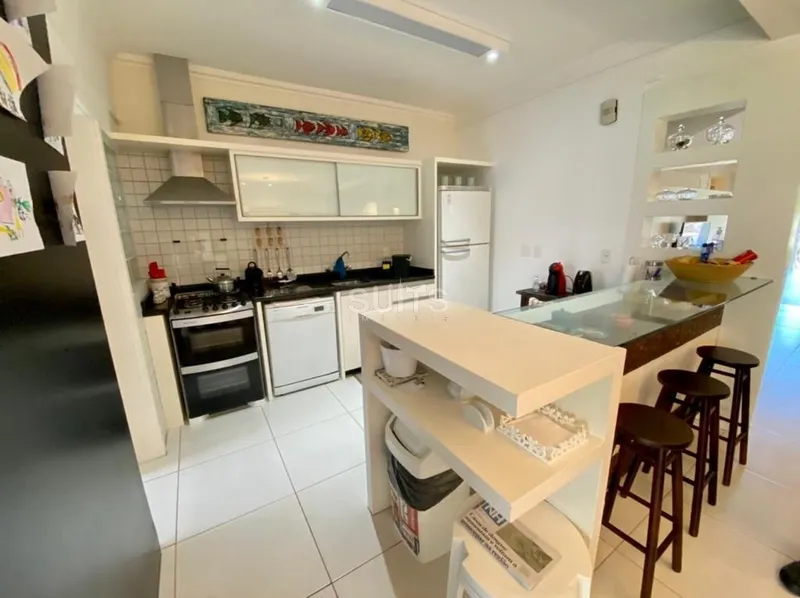 Lindo sobrado à venda no condomínio Villas Resort: 12ª foto da galeria de imagens do imóvel