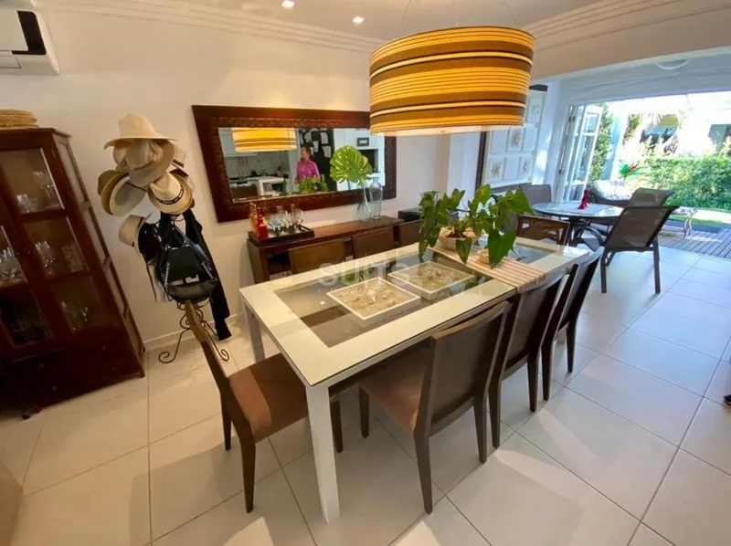 Lindo sobrado à venda no condomínio Villas Resort: 9ª foto da galeria de imagens do imóvel