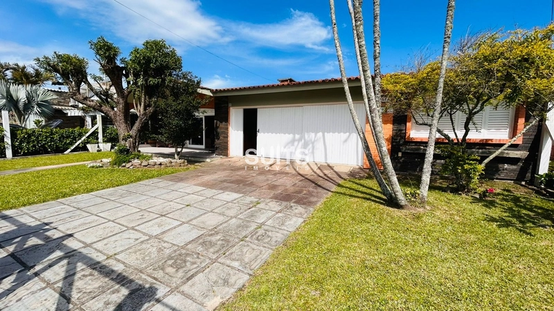 Casa térrea na praia de Atlântida, a poucos metros do mar!: 3ª foto da galeria de imagens do imóvel