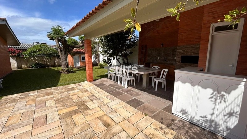 Casa térrea na praia de Atlântida, a poucos metros do mar!: 17ª foto da galeria de imagens do imóvel