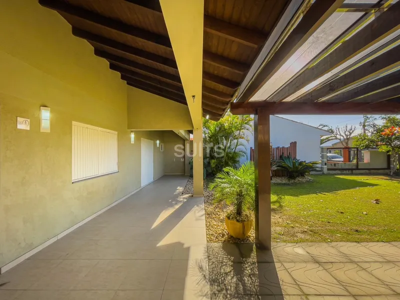 Excelente casa a 2 quadras do mar em Noiva do Mar: 2ª foto da galeria de imagens do imóvel