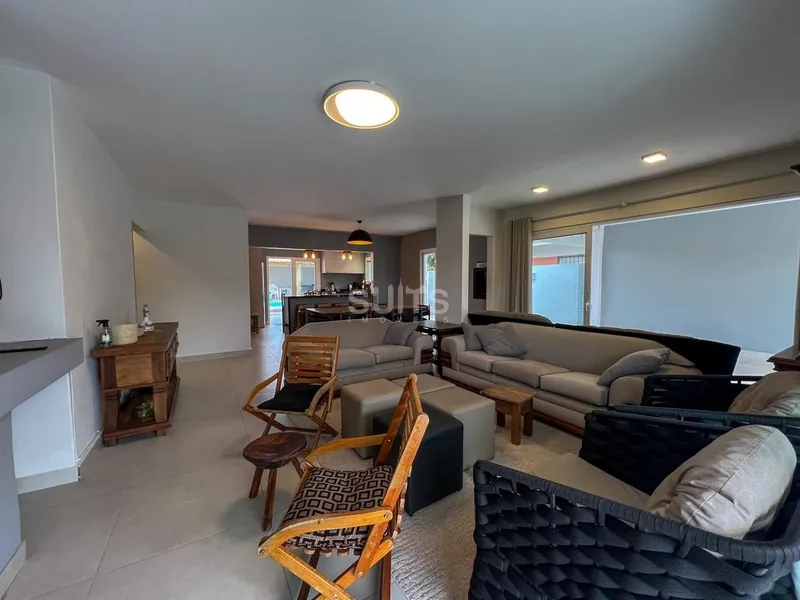 Excelente casa à venda no Centro: 5ª foto da galeria de imagens do imóvel