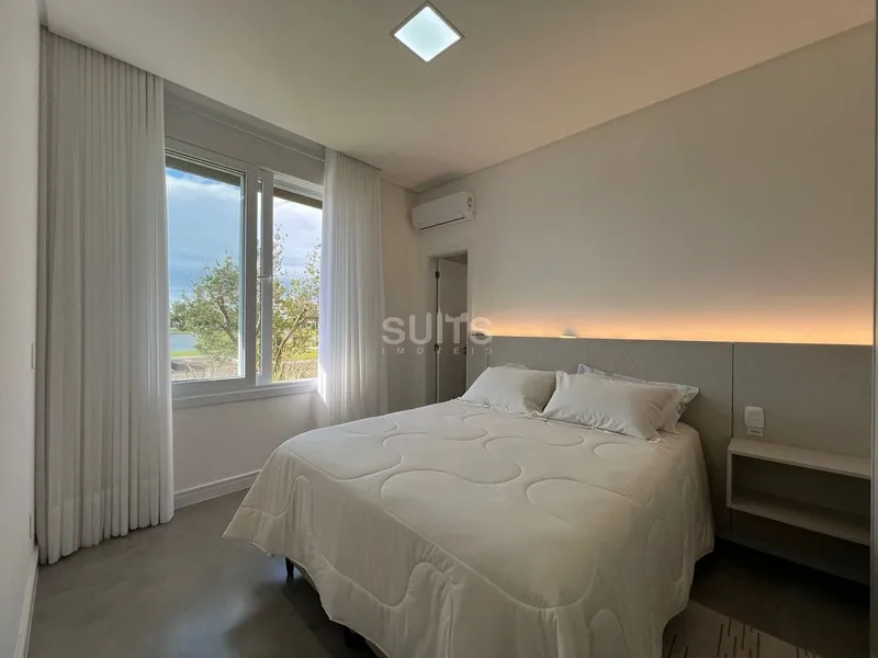 Magnífico sobrado com vista para o lago no Condomínio Las Palmas: 15ª foto da galeria de imagens do imóvel