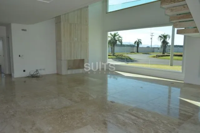 Magnífico Sobrado de Alto Padrão no Condomínio Enseada Lagos: 9ª foto da galeria de imagens do imóvel