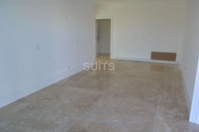 Magnífico Sobrado de Alto Padrão no Condomínio Enseada Lagos: 12ª foto da galeria de imagens do imóvel