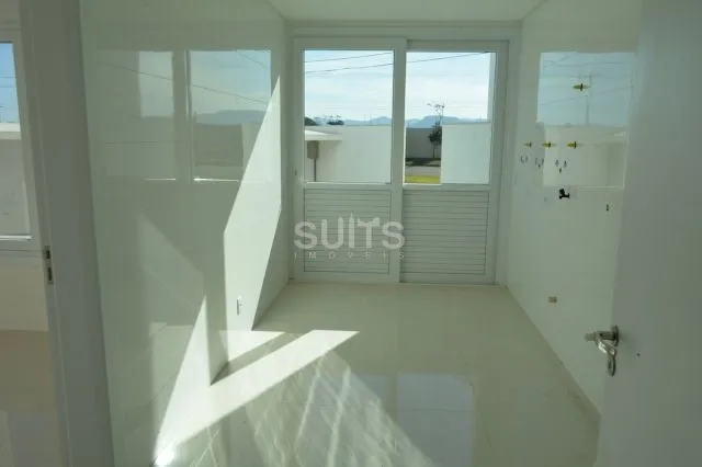 Magnífico Sobrado de Alto Padrão no Condomínio Enseada Lagos: 14ª foto da galeria de imagens do imóvel