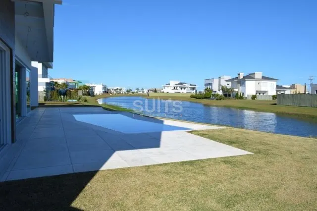 Magnífico Sobrado de Alto Padrão no Condomínio Enseada Lagos: 4ª foto da galeria de imagens do imóvel