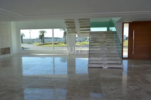 Magnífico Sobrado de Alto Padrão no Condomínio Enseada Lagos: 16ª foto da galeria de imagens do imóvel