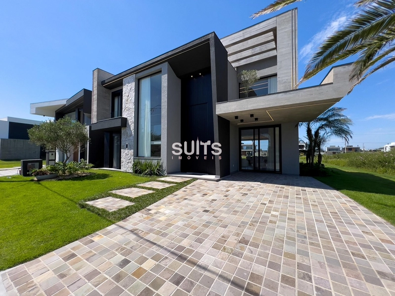 Belíssimo sobrado beira lago no condomínio Amare Home Resort: 1ª foto da galeria de imagens do imóvel