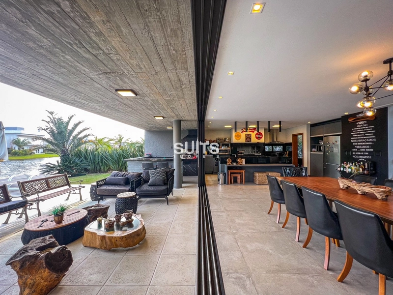 Excelente sobrado na beira do lago no condomínio Enseada: 16ª foto da galeria de imagens do imóvel