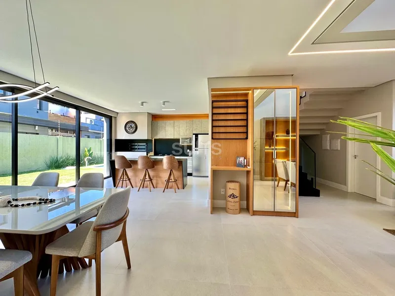 Excelente sobrado com 220m² privativos à venda no condomínio Sunset: 8ª foto da galeria de imagens do imóvel