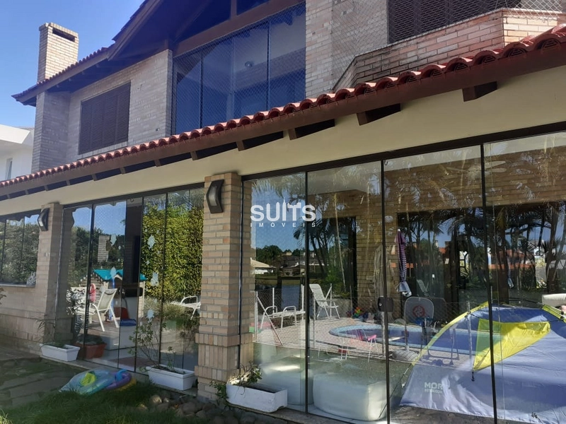 Excelente Sobrado Beira Lago à venda no Condomínio Lagos Park!: 1ª foto da galeria de imagens do imóvel