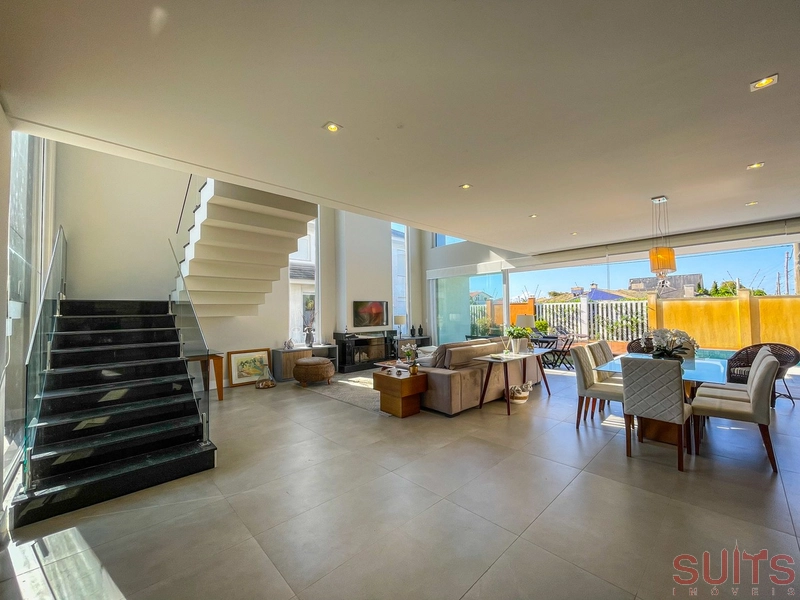 Sobrado em Condomínio Beira Mar em Xangri-Lá: 3ª foto da galeria de imagens do imóvel