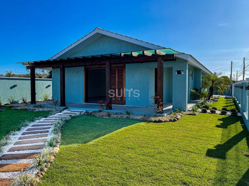 Excelente casa à venda no Centro de Xangri-Lá: 3ª foto da galeria de imagens do imóvel