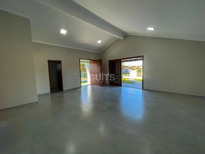 Excelente casa à venda no Centro de Xangri-Lá: 6ª foto da galeria de imagens do imóvel