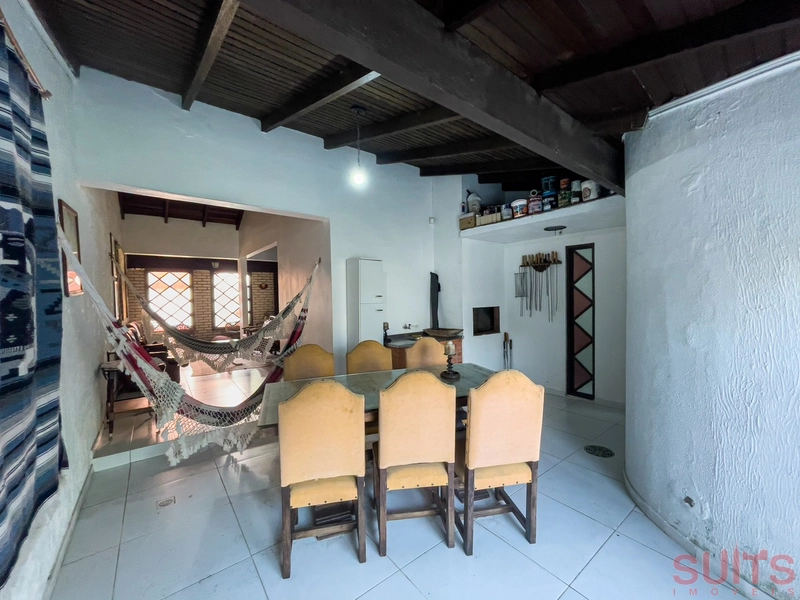 Ótimo sobrado próximo do mar no Centro de Xangri-Lá: 5ª foto da galeria de imagens do imóvel