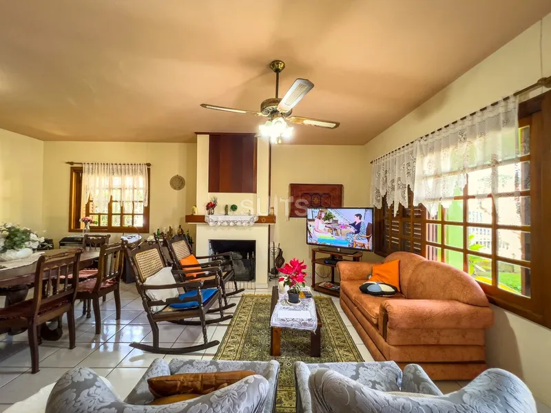 Casa em excelente localização no centro de Xangri-Lá: 7ª foto da galeria de imagens do imóvel