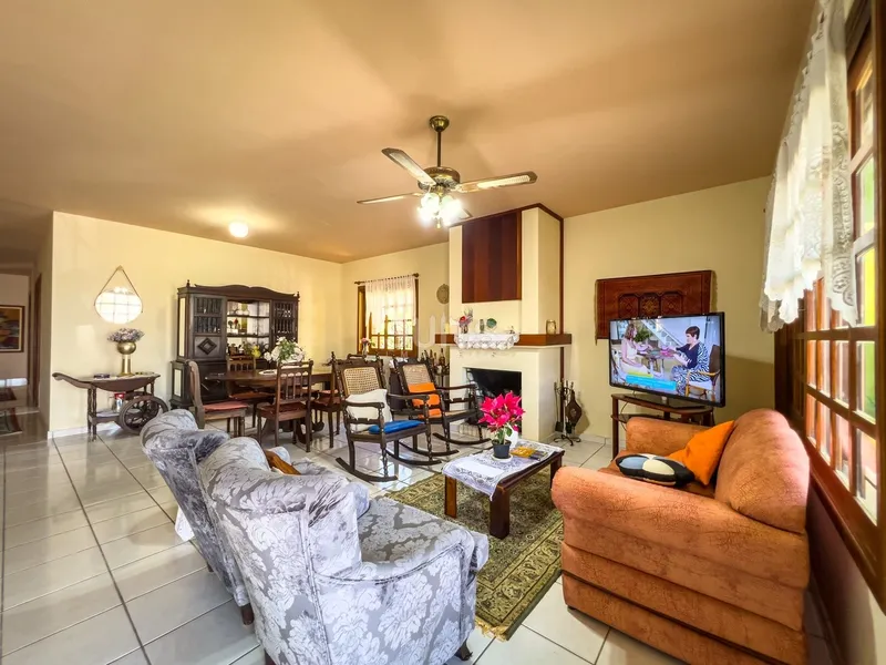 Casa em excelente localização no centro de Xangri-Lá: 6ª foto da galeria de imagens do imóvel