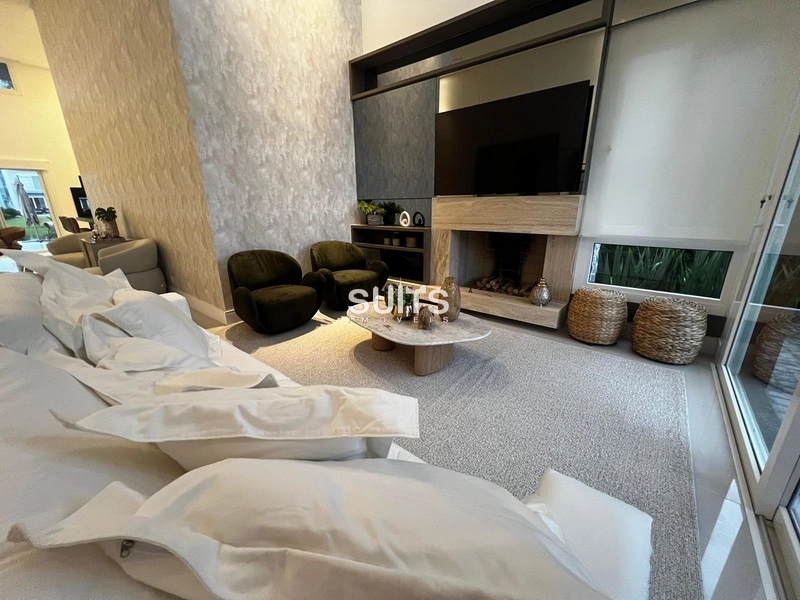 EXCELENTE CASA TERREA BEIRA LAGO CONDOMINIO ENSEADA: 5ª foto da galeria de imagens do imóvel