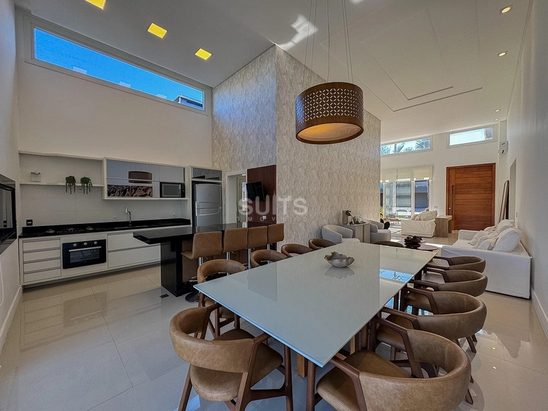 EXCELENTE CASA TERREA BEIRA LAGO CONDOMINIO ENSEADA: 12ª foto da galeria de imagens do imóvel