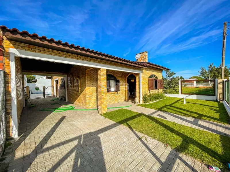 Ótima casa à venda na praia de Noiva do Mar: 1ª foto da galeria de imagens do imóvel