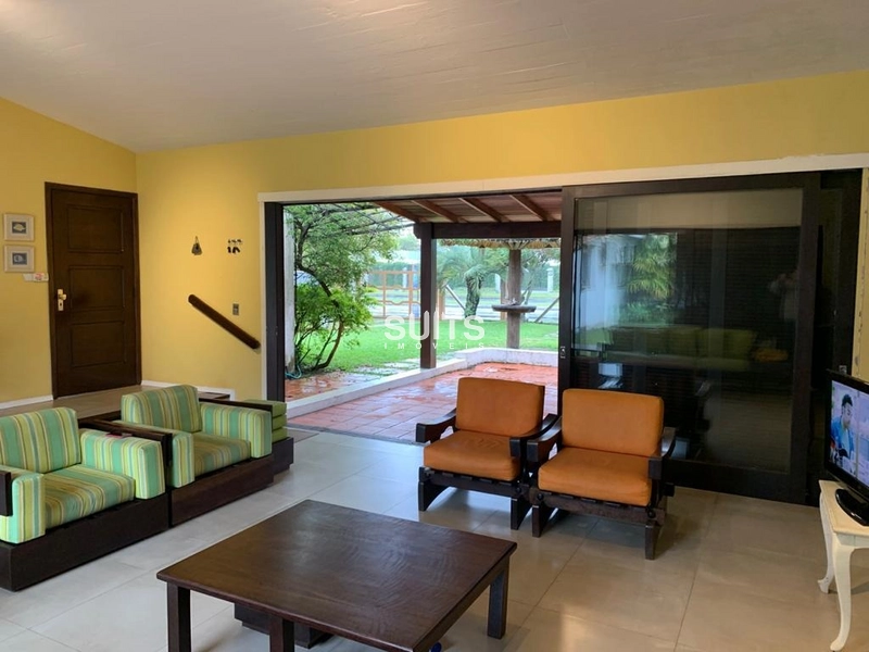 Excelente casa à venda em Atlântida: 3ª foto da galeria de imagens do imóvel