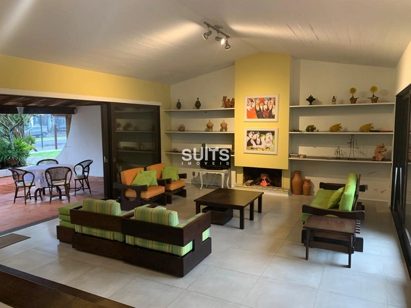 Excelente casa à venda em Atlântida: 2ª foto da galeria de imagens do imóvel