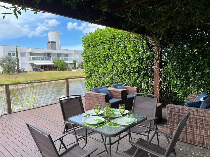 Excelente apartamento à venda no condomínio Rossi em Atlântida: 2ª foto da galeria de imagens do imóvel