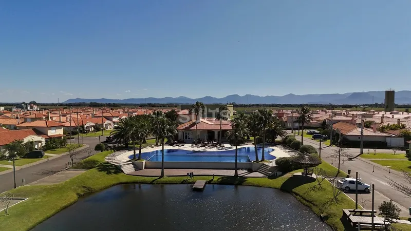 Linda casa à venda no condomínio Casa Hermosa em Xangri-Lá: 2ª foto da galeria de imagens do imóvel