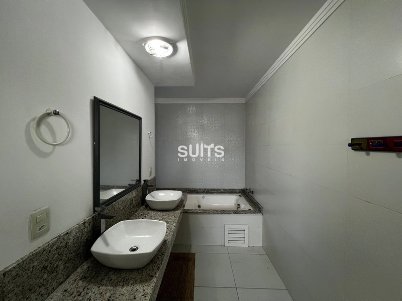 Excelente sobrado de esquina à venda no condomínio Sea Coast: 32ª foto da galeria de imagens do imóvel