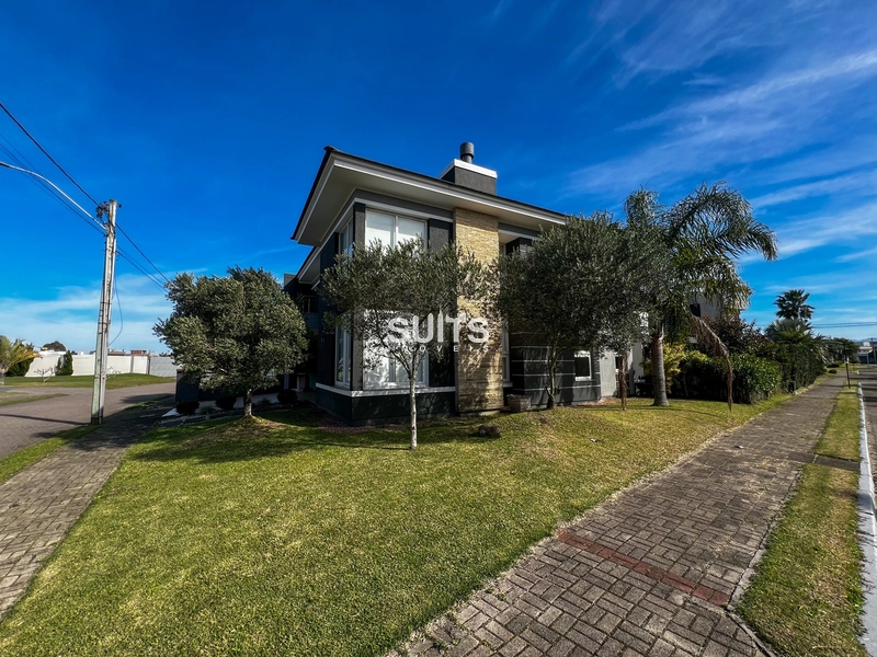 Excelente sobrado de esquina à venda no condomínio Sea Coast: 1ª foto da galeria de imagens do imóvel