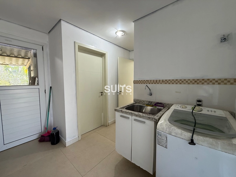 Excelente sobrado de esquina à venda no condomínio Sea Coast: 21ª foto da galeria de imagens do imóvel