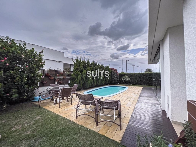 Sobrado com vista para o lago no condomínio Quintas do Lago: 25ª foto da galeria de imagens do imóvel