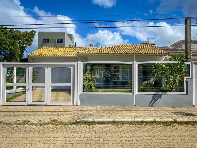 Excelente casa próxima do mar no centro de Xangri-Lá: 1ª foto da galeria de imagens do imóvel