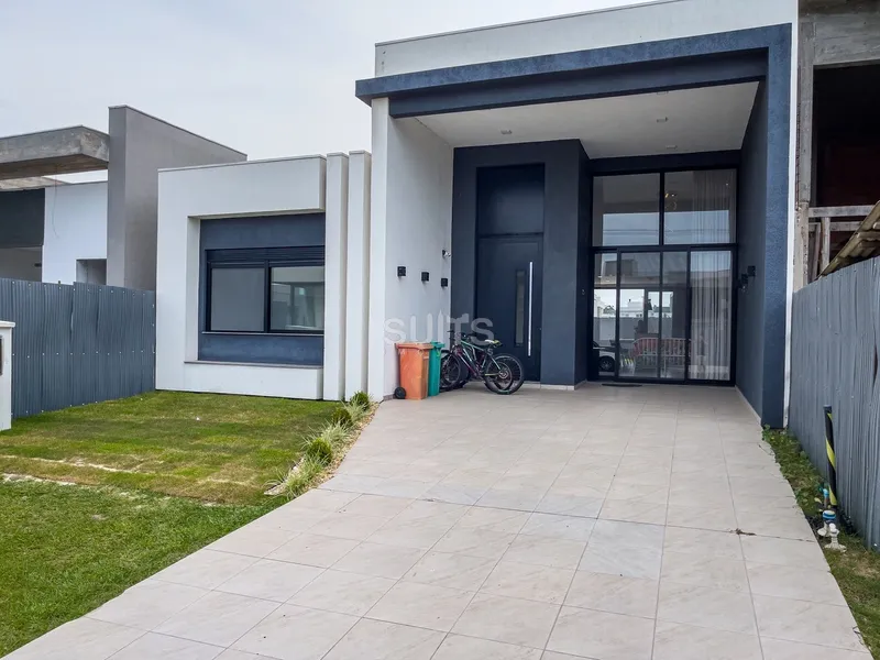 Ótima casa à venda no condomínio Blue: 1ª foto da galeria de imagens do imóvel