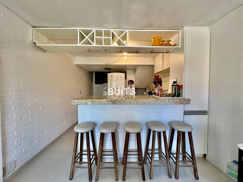 Excelente sobrado à venda próximo ao mar na praia de Rainha do mar: 15ª foto da galeria de imagens do imóvel