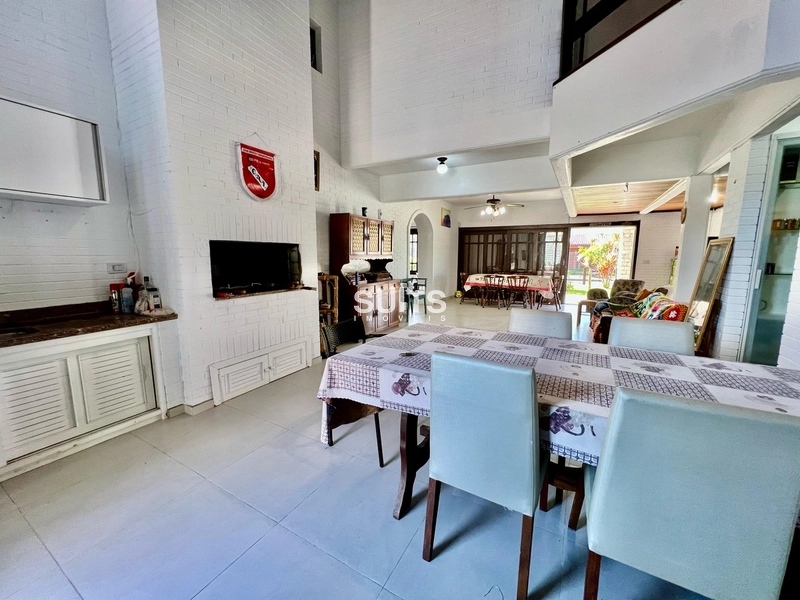 Excelente sobrado à venda próximo ao mar na praia de Rainha do mar: 21ª foto da galeria de imagens do imóvel