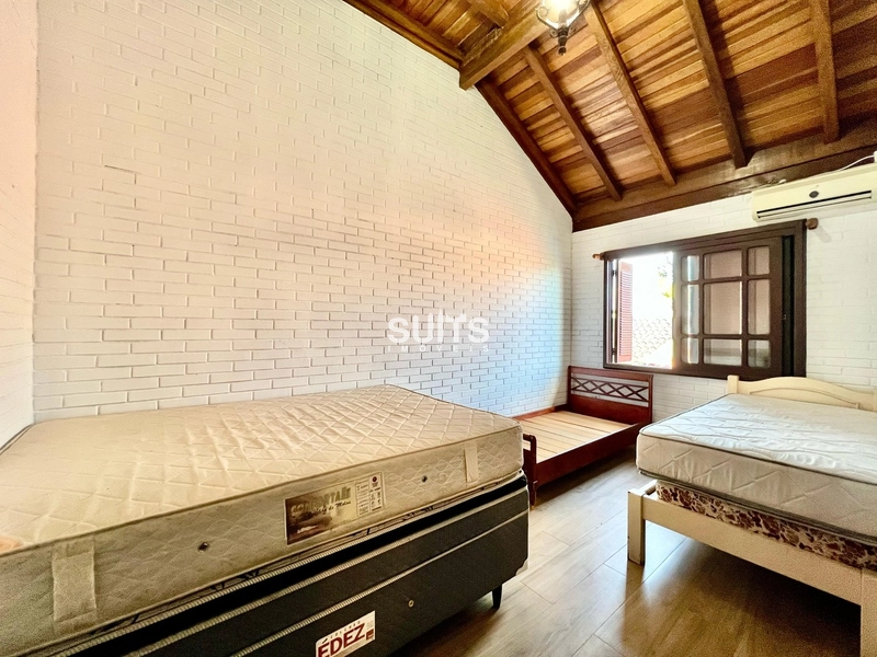 Excelente sobrado à venda próximo ao mar na praia de Rainha do mar: 31ª foto da galeria de imagens do imóvel