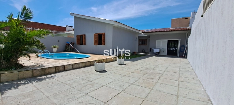 Casa à venda em ótima localização no centro de Xangri-Lá: 15ª foto da galeria de imagens do imóvel